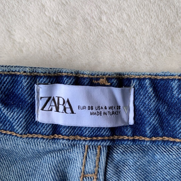 Zara Distressed Denim Wide Leg Jeans - Picture 5 of 12